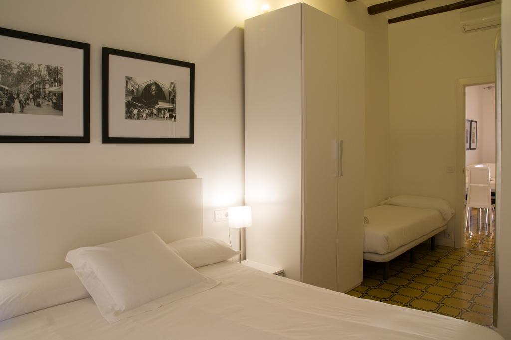 Barnapartments Basic Gracia Barcelona Exterior foto