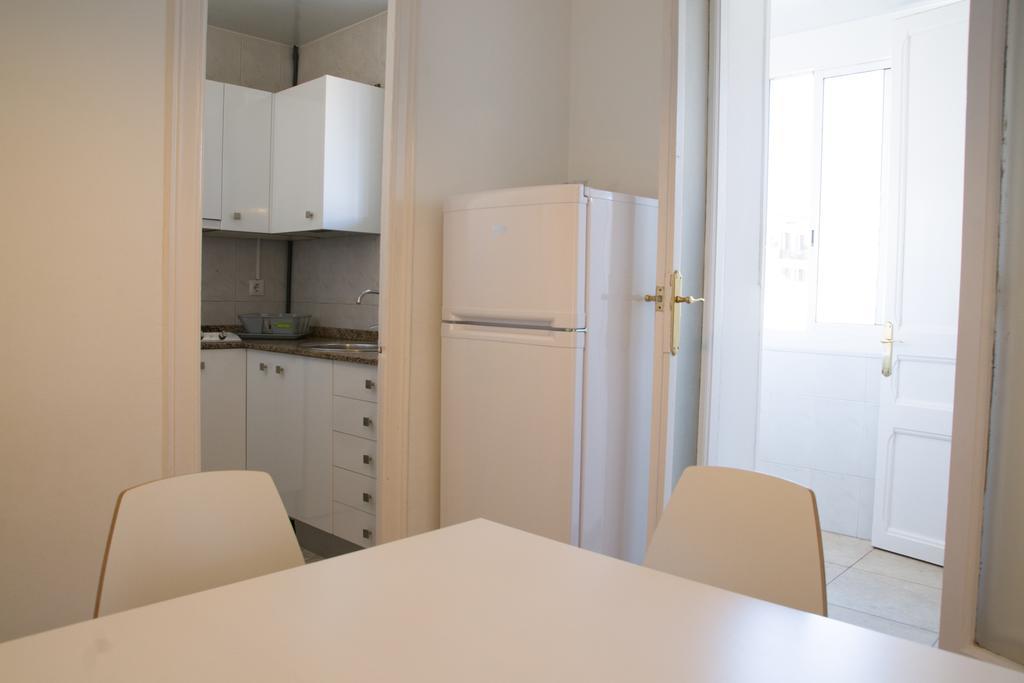 Barnapartments Basic Gracia Barcelona Exterior foto